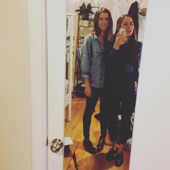 Meet your Posher, Bekah - Picture 1 of 1